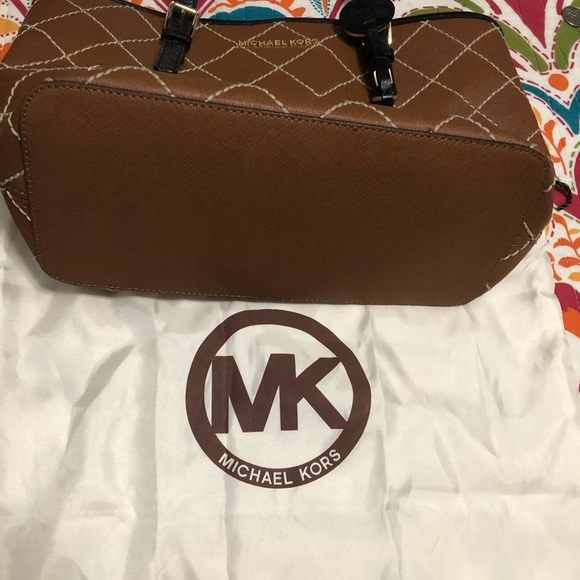Michael Kors Purse - Picture 5 of 5